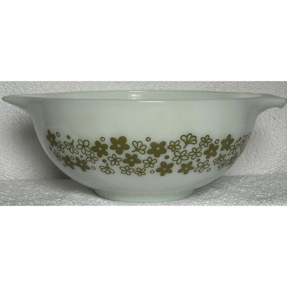 Pyrex Spring Blossom Cinderella 443 Mixing Bowl 2 1/2 Quart Capacity 1972-1979 - Picture 4 of 10